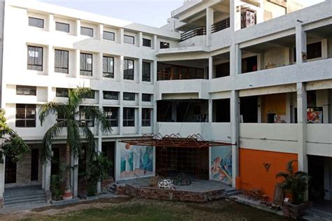 Smt. Manoramabai Mundle College of Architecture Nagpur Campus: Photos ...