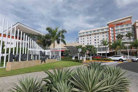 COURTYARD BY MARRIOTT PANAMA MULTIPLAZA MALL (Panama City) - Hotel ...