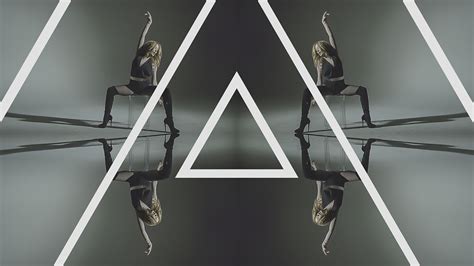 Giorgio Moroder Red Carpet 的图像结果