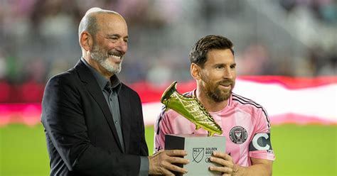 Inter Miami F Lionel Messi calls for MLS to lift player signing ...