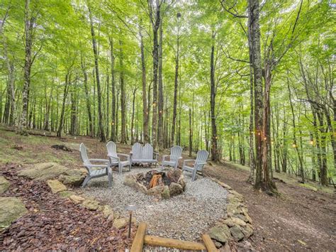 The Treetops at Grouse Ridge - Cabins for Rent in Beech Mountain, North ...