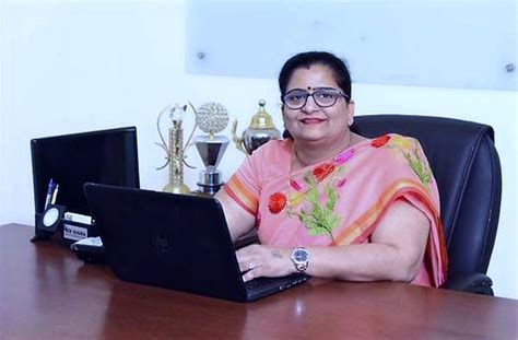 Director's Message | SIX SIGMA