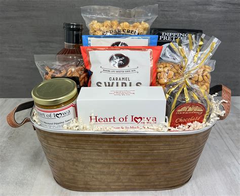 From the Heart of Iowa Gift Basket – Heart of Iowa Market Place