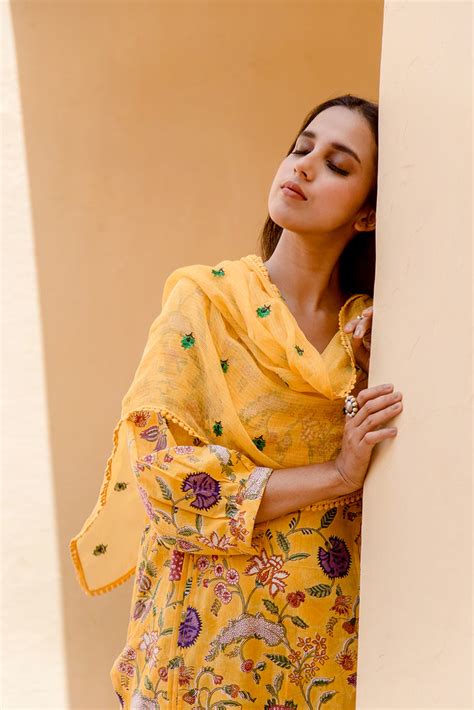 Embrace the Exquisite Charm of Desert Rose | Explore Gulabo Jaipur ...