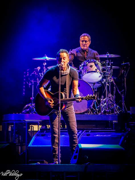 Image result for Bruce Springsteen MetLife Stadium