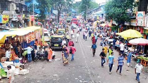BJP launches drive against Bangladeshi hawkers outside Dadar Railway ...