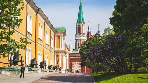 Московский Кремль. Как туда попасть и увидеть главные его ...