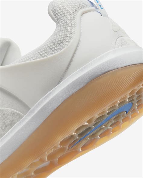 Nike SB Zoom Nyjah 3 Skate Shoes. Nike IN