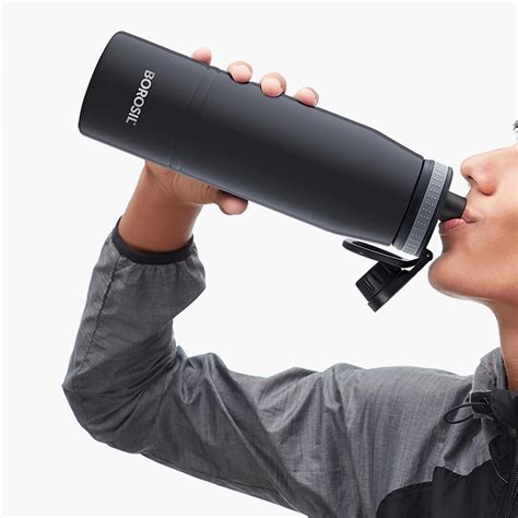 Buy BOROSIL Gosports Hydra Bottle - 900 ml from Borosil at just INR 1155.0