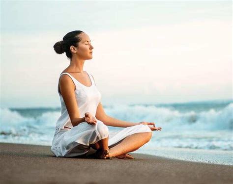 Meditation techniques to help reduce stress | Femina.in