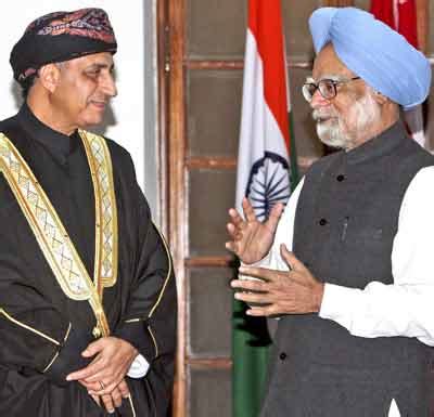 Prime Minister Manmohan Singh and Deputy Prime Minister of Oman, Sayyid ...