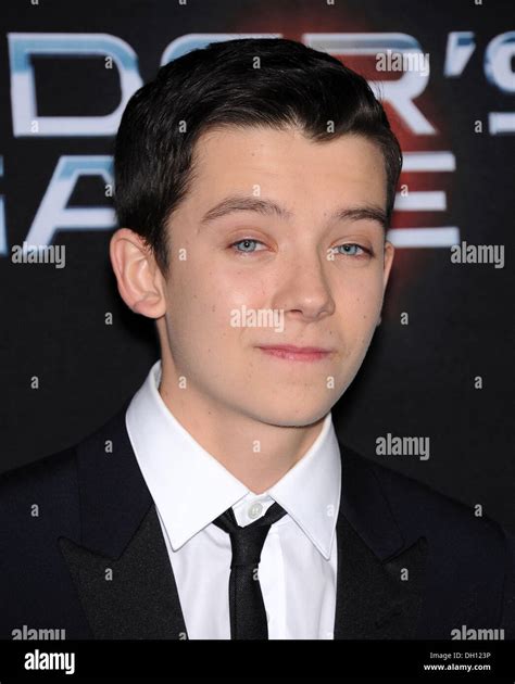 Hollywood, California, USA. 28th Oct, 2013. Asa Butterfield arrives for ...