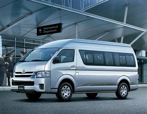 UAE To Completely Ban All Minibuses By 2023 - CarPrices.ae