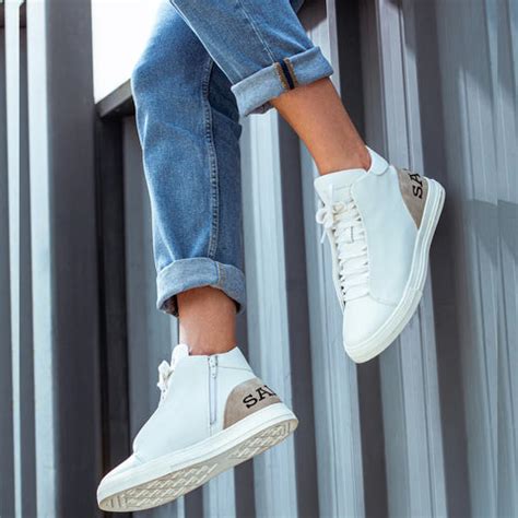 How to Style Sneakers for Men This Season | Saint G | 2022 – SaintG India