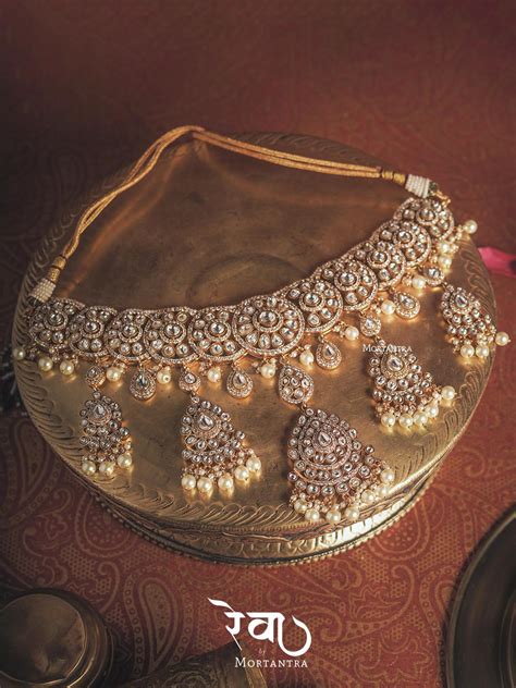 White Color Gold Plated Jadau Kundan Bridal Necklace Set - MO-S11W ...