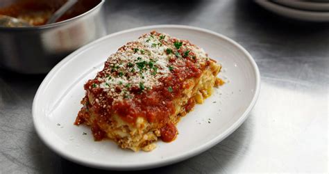Carrabba's Italian Grill | B1G1 Free Lasagne Entrees :: Southern Savers