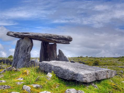 The Megalithic Monuments. — lesson. Social Science, Class 6.