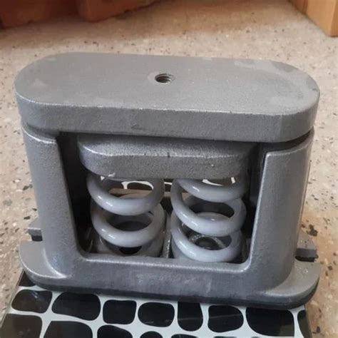 Compression Spring Mount 的图像结果