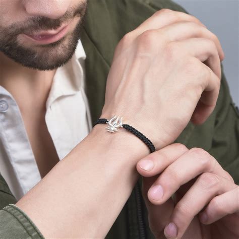 PREORDER - MEN - Mahadev's Trishul Gaze 92.5 silver Bracelet – Amaltaas