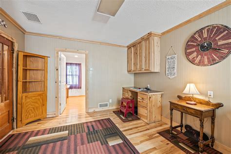 123 Maple St S, Lester Prairie, MN 55354