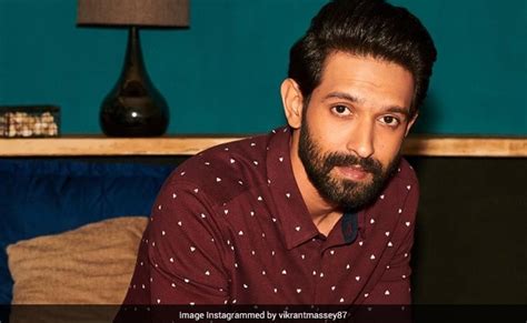 मलयालम फिल्म 'फॉरेंसिक' के हिंदी रिमेक में नजर आएंगे विक्रांत मेसी ...