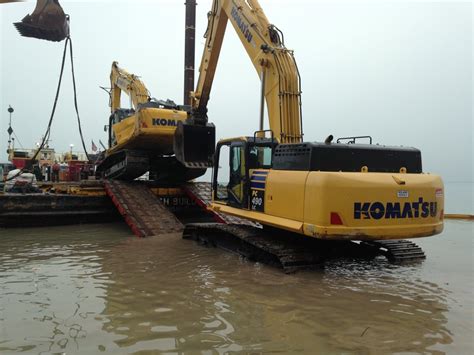 Backhoe Repairbackhoe Restore 的图像结果