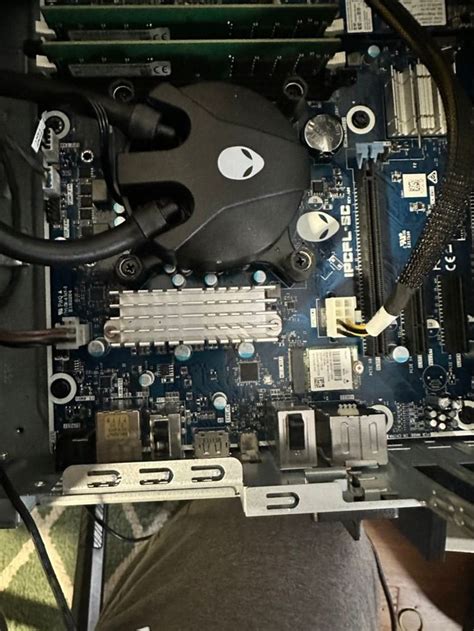 Alienware Aurora R6 Boot Button Spare Part 的图像结果