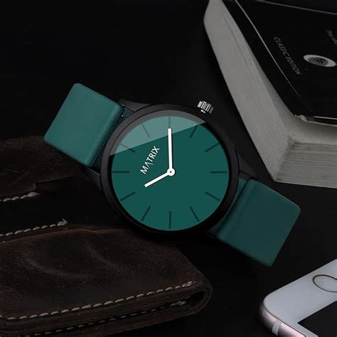 Minimalist Silicone Strap Analog Watch for Men | Matrix Timepiece
