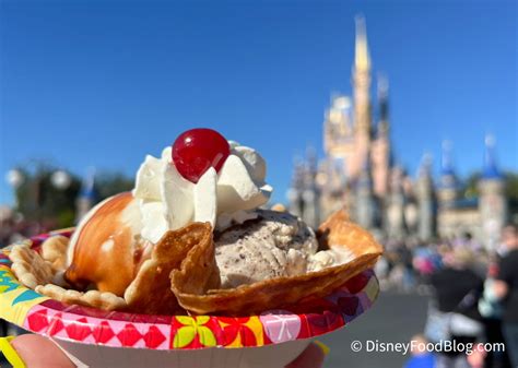 Fans Rank Pineapple Upside Down Cake Among BEST Snacks in Magic Kingdom ...