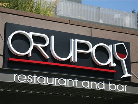 Custom-Made Sign 的图像结果