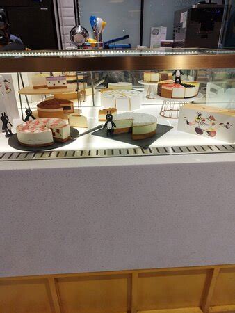 CAT & THE FIDDLE (PUNGGOL EAST), Singapore - Menu, Prices & Restaurant ...