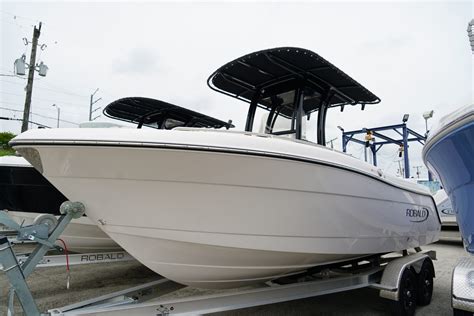 2025 ROBALO R222 - Bob Hewes Boats | Florida Boat Sales