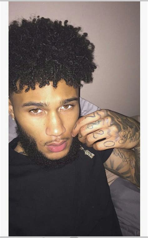Pinterest : @Seymonee | Light skin haircuts, Men with edges, Lightskin ...