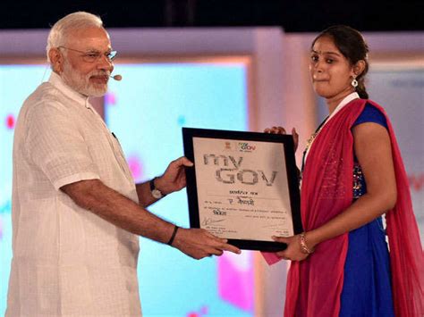 With contributors to the new PMO App - Prime Minister Narendra Modi at ...