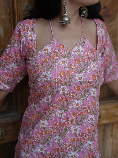 Bipasha Short Kurti | Stylish Pink Cotton Kurti for Women – Rajam Threads