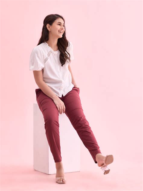 Women Solid Marron Mid Rise Cotton Pants