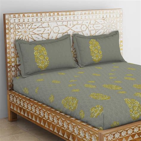 Buy SPACES Rangana Rotary Svarn Cotton 210TC Printed 3Pcs Super King ...