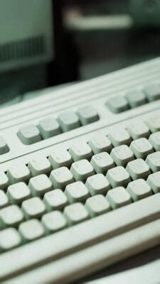 Video On Computer System 的图像结果