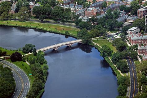 Where to Paddle Board in Massachusetts: Exploring the Best Waterways.