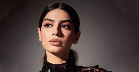 8 Makeup Removers That Indian Women Should Snap Up