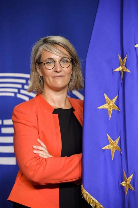 La députée européenne bretonne Marie-Pierre Vedrenne nommée ministre ...