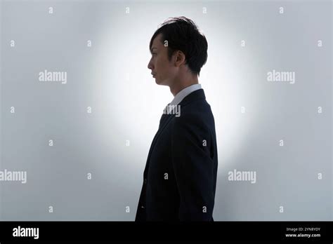 Profile Suit Man 的图像结果