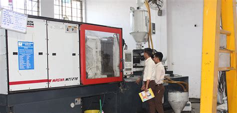 PROCESSING LAB | Photo Gallery | CIPET : CSTS - Bhopal | CIPET : Centre ...