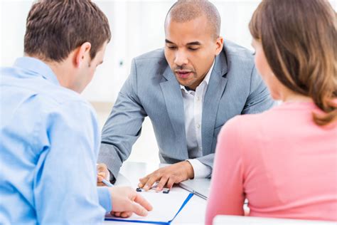 Lululemon Athletica Careers and Employee Benefits | US News