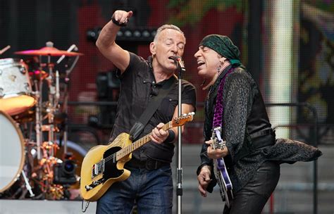 Happel-Stadion: "The Boss" Bruce Springsteen spielt in Wien groß auf - Wien