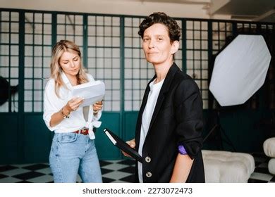 Image result for Example of Stack in Data Structure in Reality