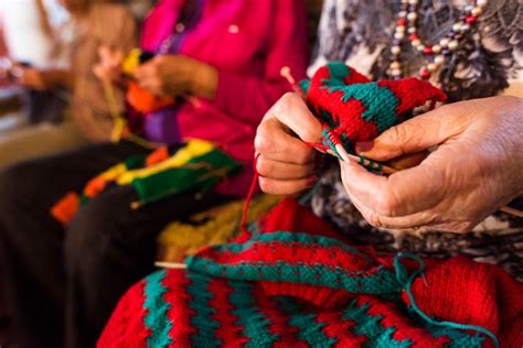 Crafts for Seniors 的图像结果