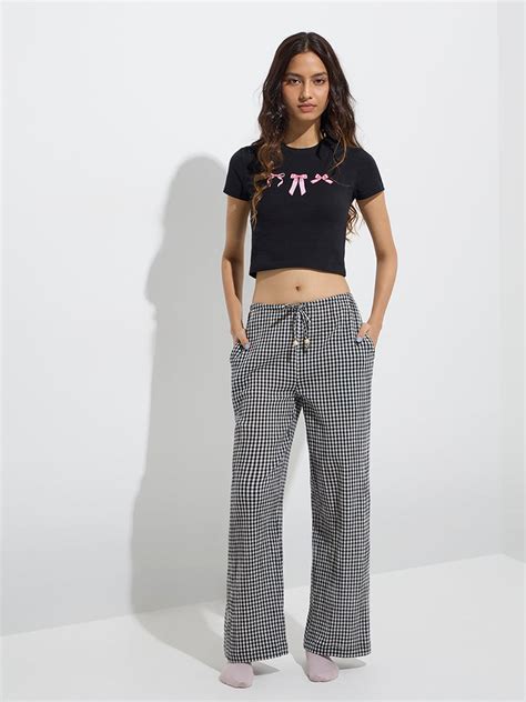Buy Superstar Black Checks Mid-Rise Cotton Lounge Pyjamas from Westside