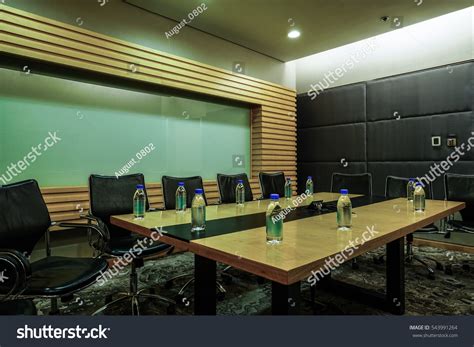 Board Room Meeting 的图像结果