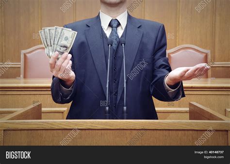 Politician Portrait 的图像结果